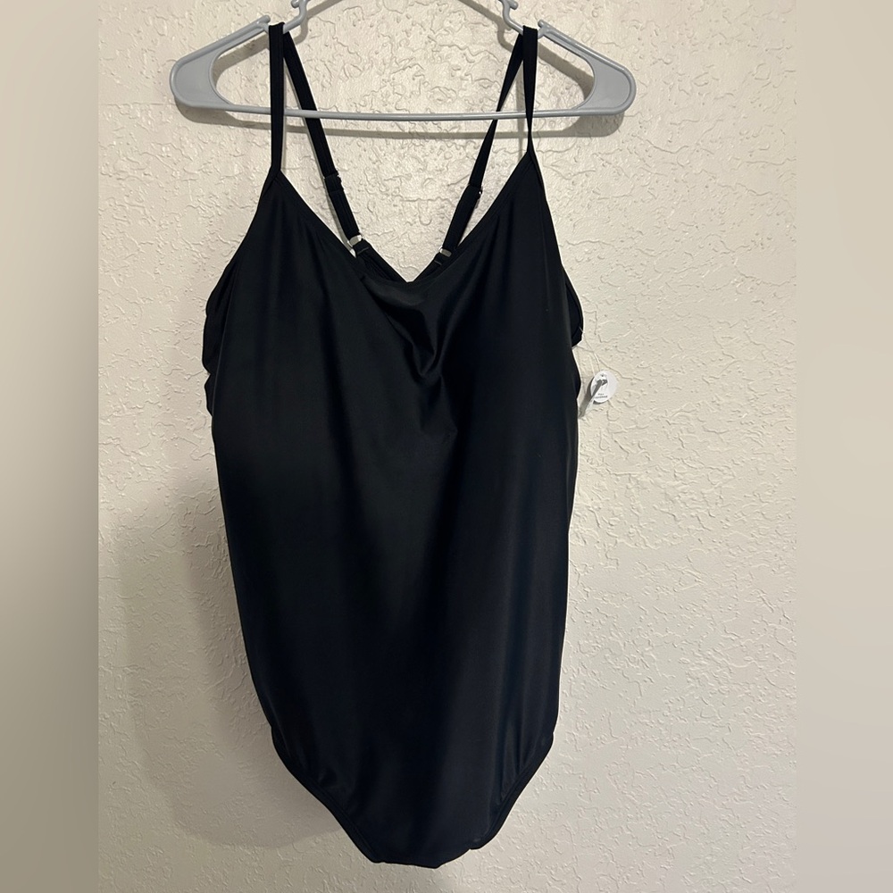 Size 24 women’s full coverage bathing suit brand new